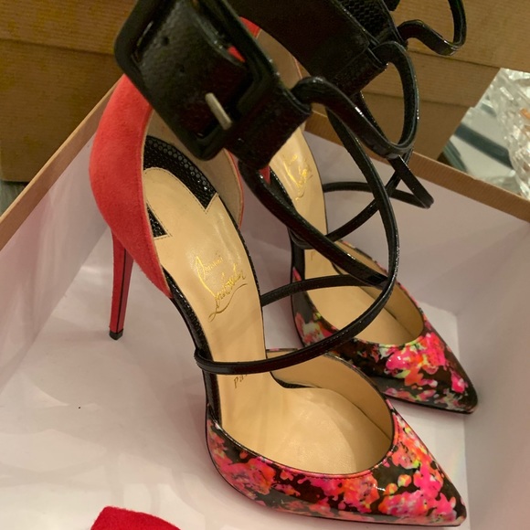 🔥🔥SOLD!!🔥🔥Christian Louboutin Suzanna 100 Black Pat/Granite - Picture 6 of 7